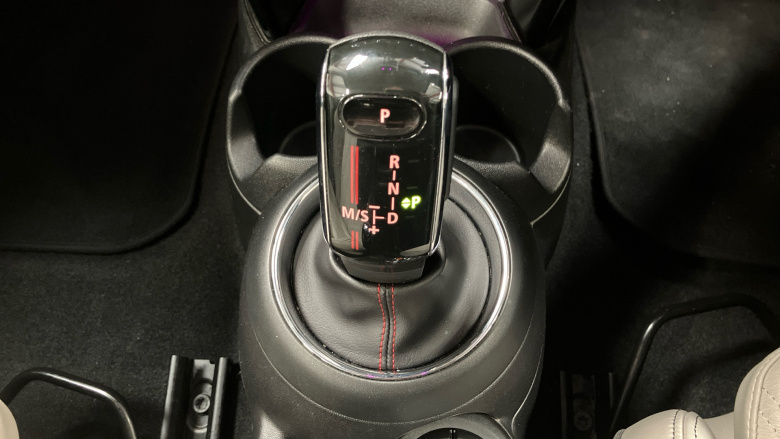 MINI Hatchback 2.0 Cooper S Exclusive II 5dr Auto [Comfort/Nav] Petrol Hatchback